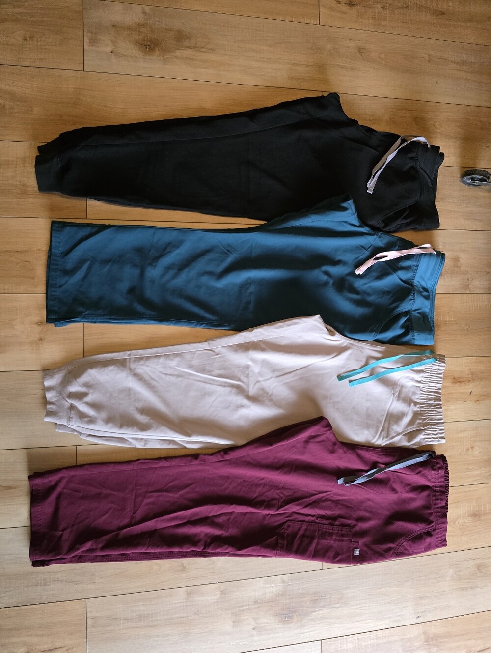 Figs Scrub Bottoms Pants Bundle Lot Of 5 Pairs Sz XL & XXL